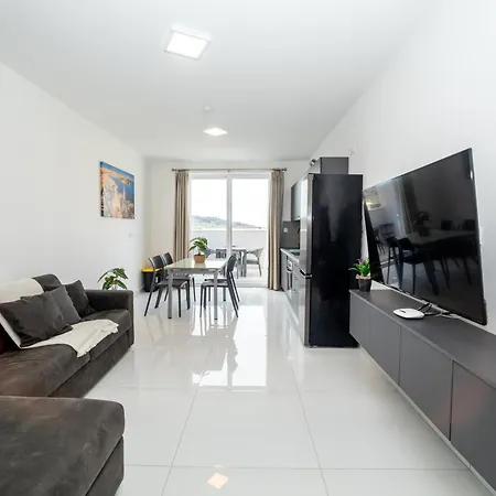 New And Modern Home In Bugibba, Great Location St. Paul's Bay Exterior photo